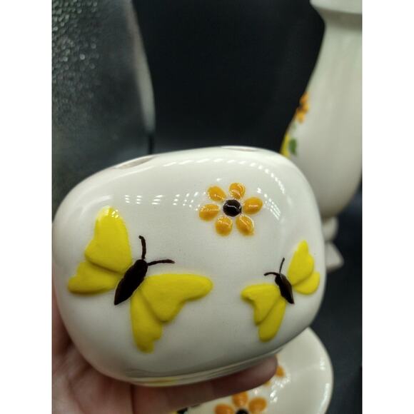 Vintage Ceramic 4 Piece Bathroom Vanity Set Butterfly Daisy Yellow Orange 1980's - Picture 4 of 16